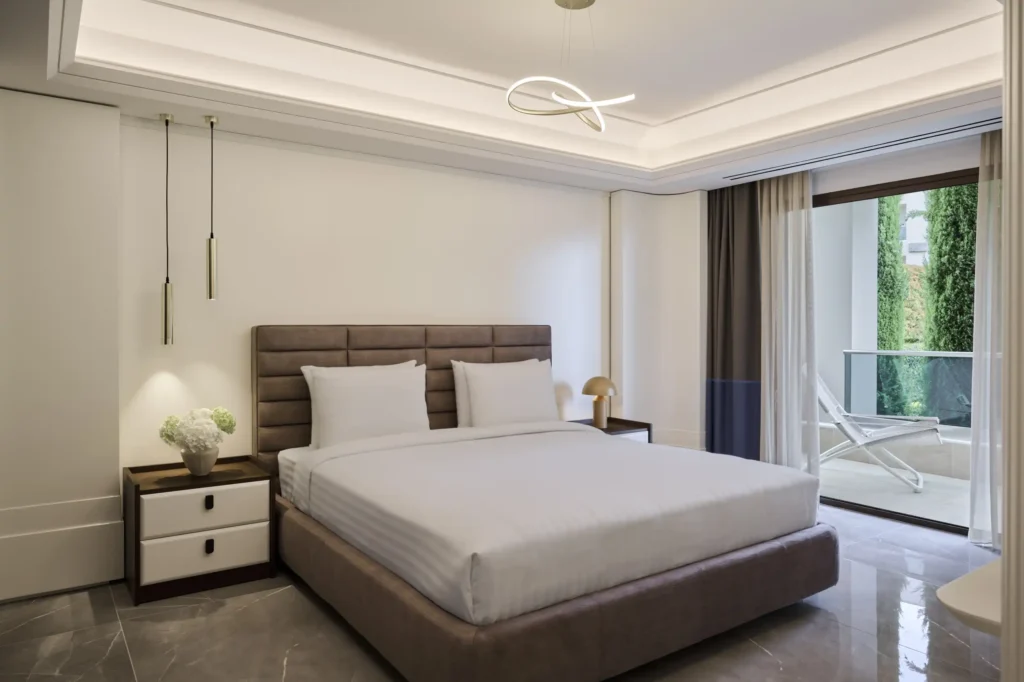 Ariadne Suite - King Size Bed - Garden View