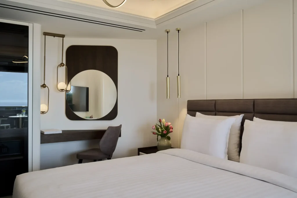 Kassandra Suite - eco-friendly materials